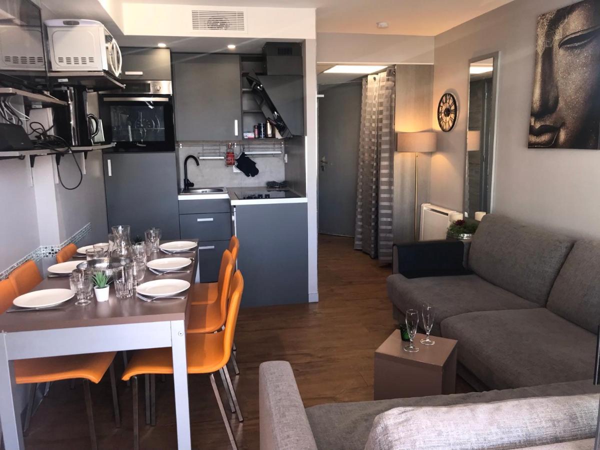 Sophies Homes Felibriges Beach & Palais Des Festivals Cannes Bagian luar foto