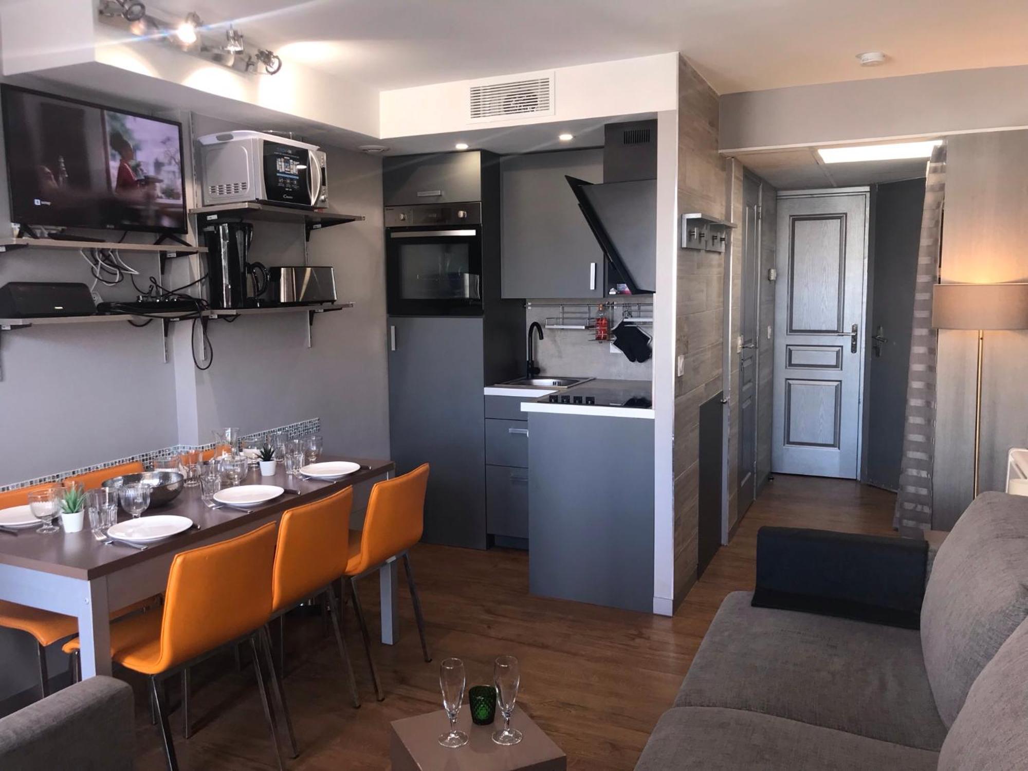 Sophies Homes Felibriges Beach & Palais Des Festivals Cannes Ruang foto